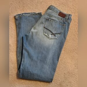 BKE Relaxed Fit Men Jeans in Light Blue